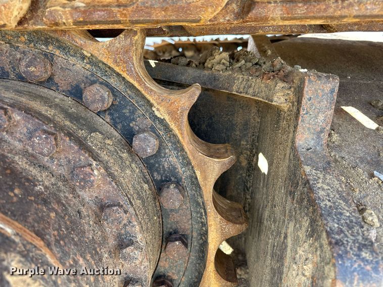 image for item EK0491 2016 John Deere 210G LC excavator