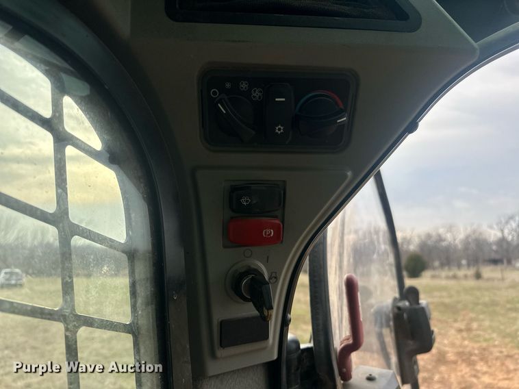 image for item EK0510 2021 Caterpillar 299D3 XE tracked skid steer loader