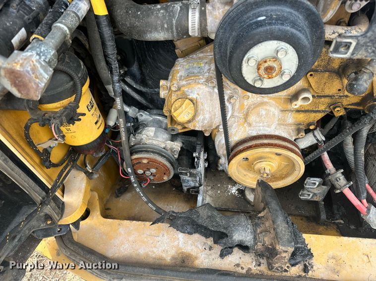 image for item EK0510 2021 Caterpillar 299D3 XE tracked skid steer loader