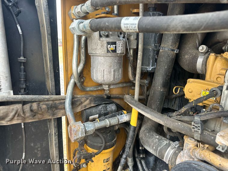 image for item EK0510 2021 Caterpillar 299D3 XE tracked skid steer loader