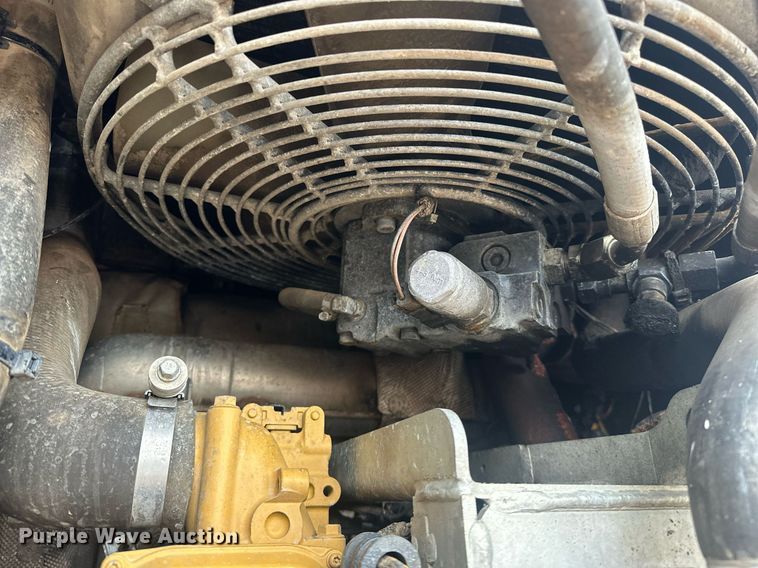 image for item EK0510 2021 Caterpillar 299D3 XE tracked skid steer loader