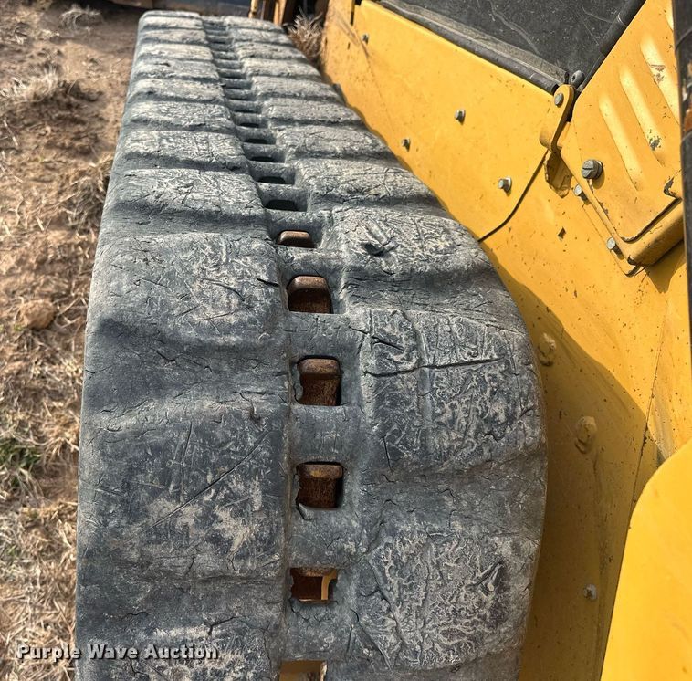 image for item EK0510 2021 Caterpillar 299D3 XE tracked skid steer loader