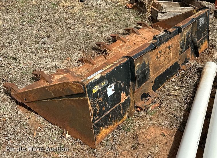 image for item EK0528 John Deere T84 83