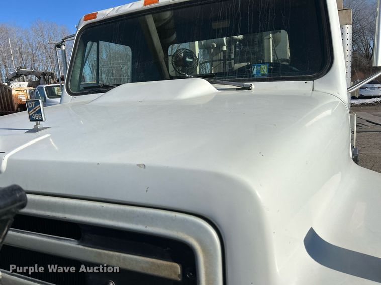 image for item EK2562 1988 International 1954 sewer jetter truck