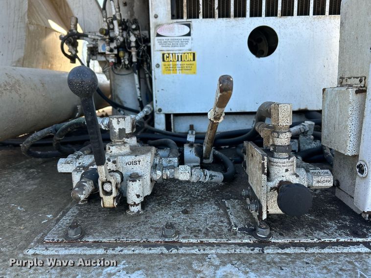 image for item EK2562 1988 International 1954 sewer jetter truck