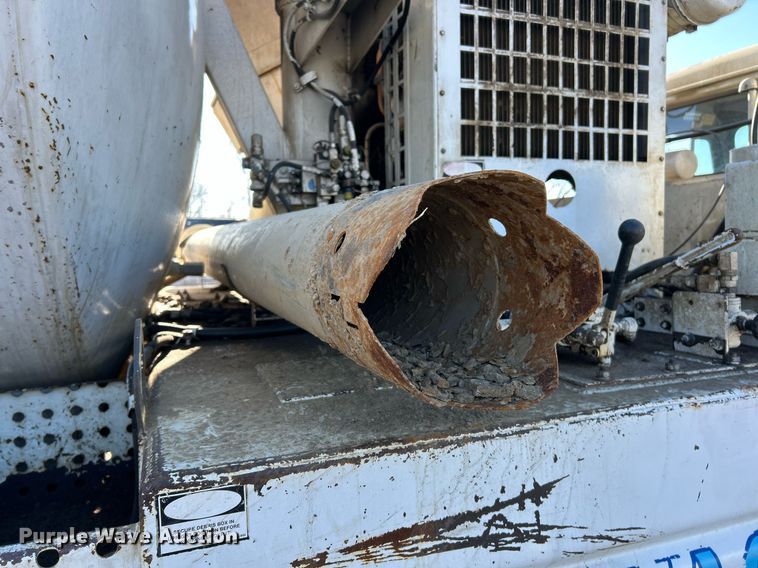 image for item EK2562 1988 International 1954 sewer jetter truck