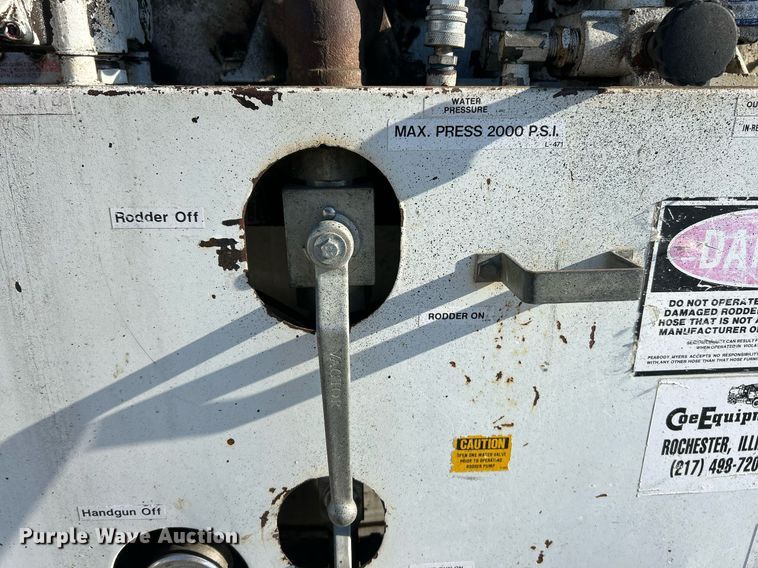 image for item EK2562 1988 International 1954 sewer jetter truck