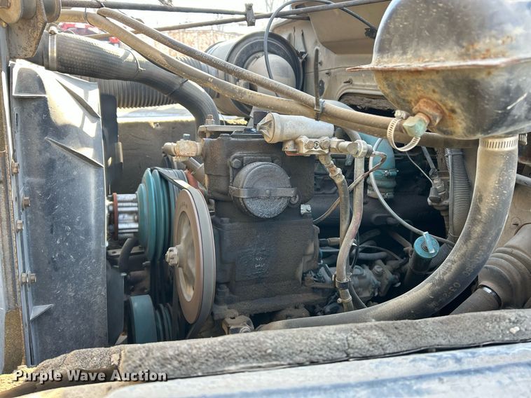 image for item EK2562 1988 International 1954 sewer jetter truck