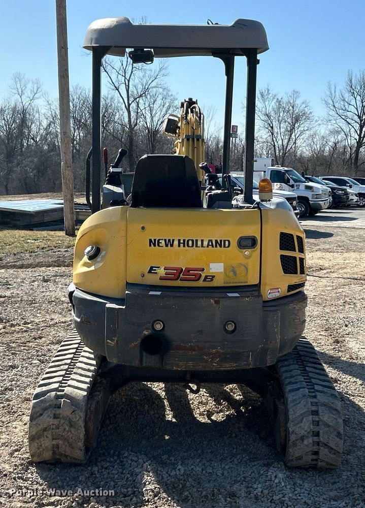 image for item EK2723 2012 New Holland E35B mini excavator