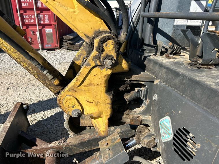 image for item EK2723 2012 New Holland E35B mini excavator