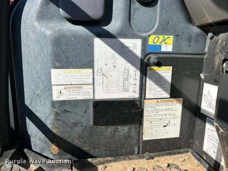 image for item EK2723 2012 New Holland E35B mini excavator