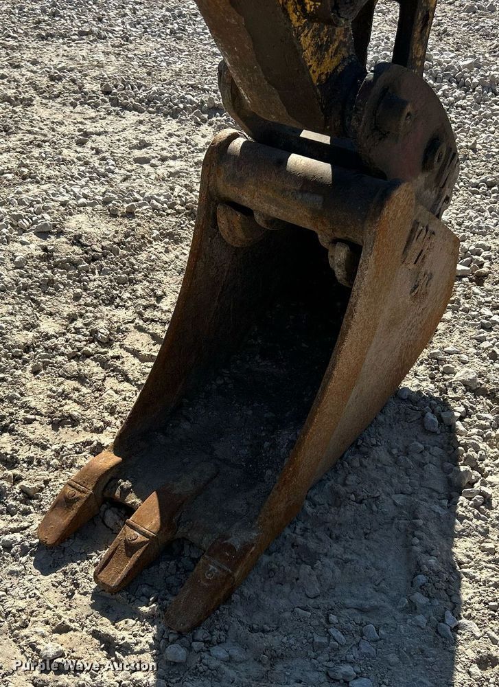 image for item EK2723 2012 New Holland E35B mini excavator