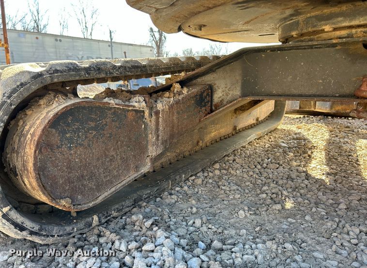 image for item EK2723 2012 New Holland E35B mini excavator