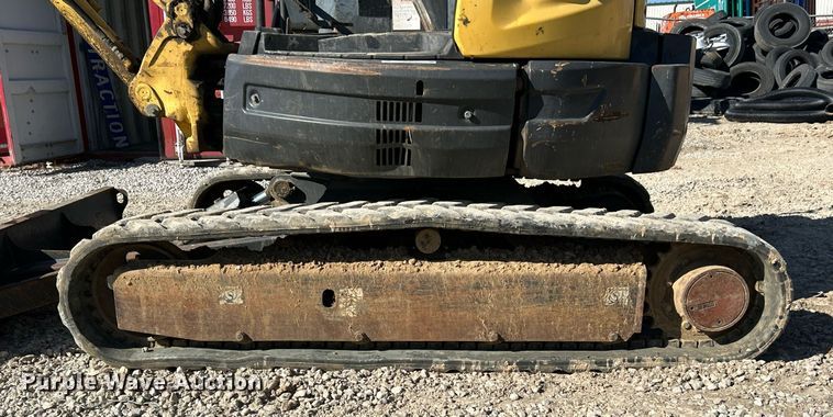 image for item EK2723 2012 New Holland E35B mini excavator