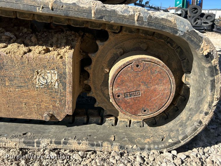 image for item EK2723 2012 New Holland E35B mini excavator