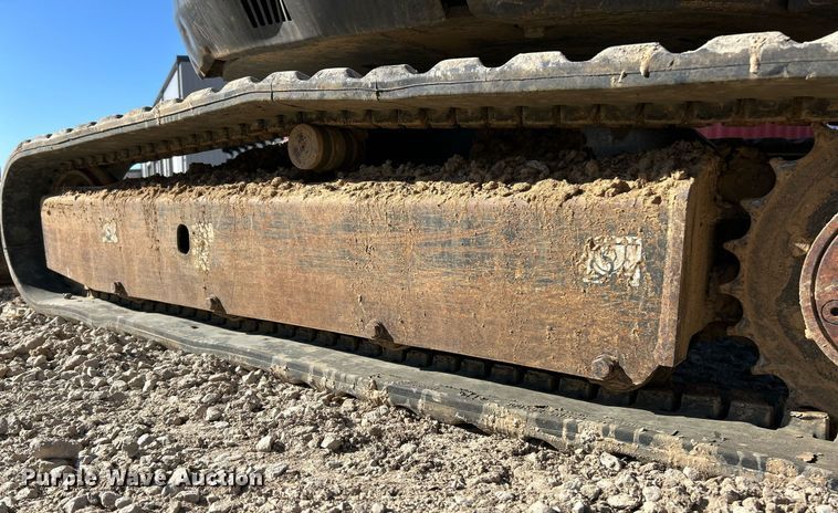 image for item EK2723 2012 New Holland E35B mini excavator