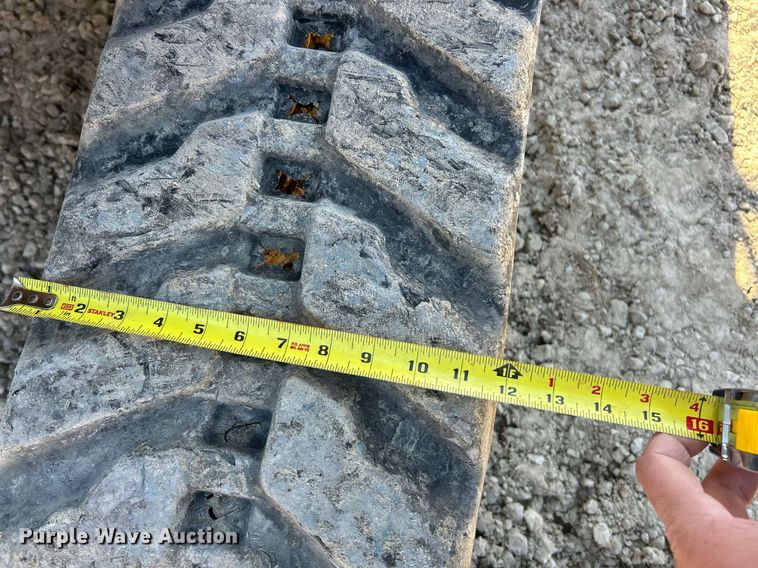 image for item EK2723 2012 New Holland E35B mini excavator