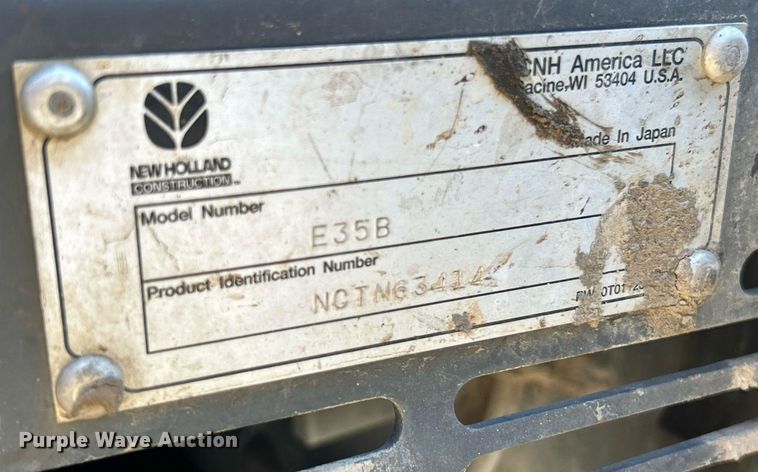 image for item EK2723 2012 New Holland E35B mini excavator