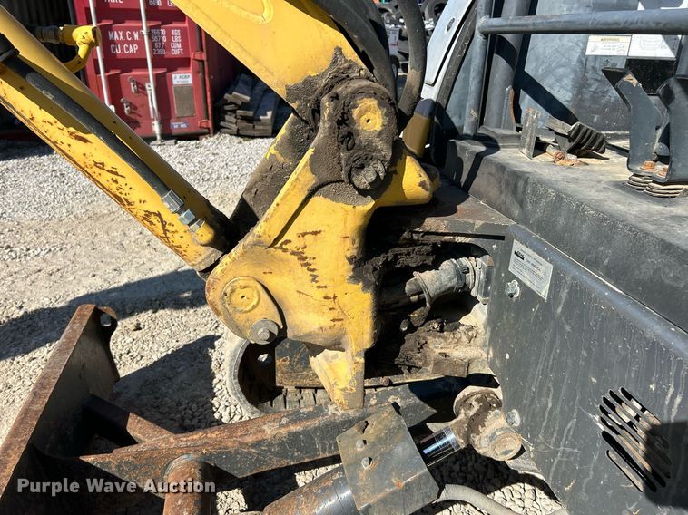 image for item EK2724 2013 New Holland E35B mini excavator