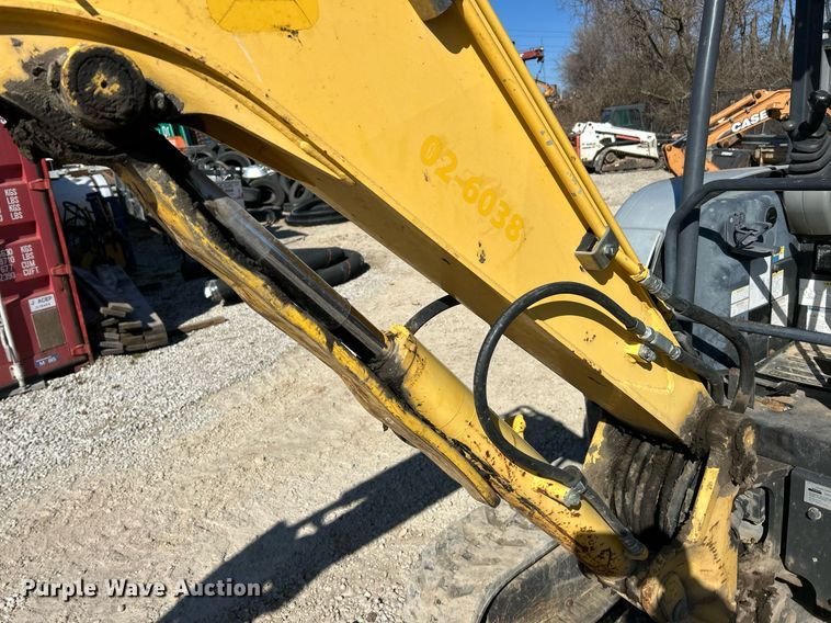 image for item EK2724 2013 New Holland E35B mini excavator