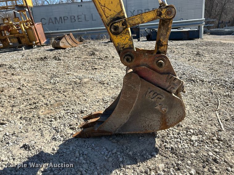 image for item EK2724 2013 New Holland E35B mini excavator