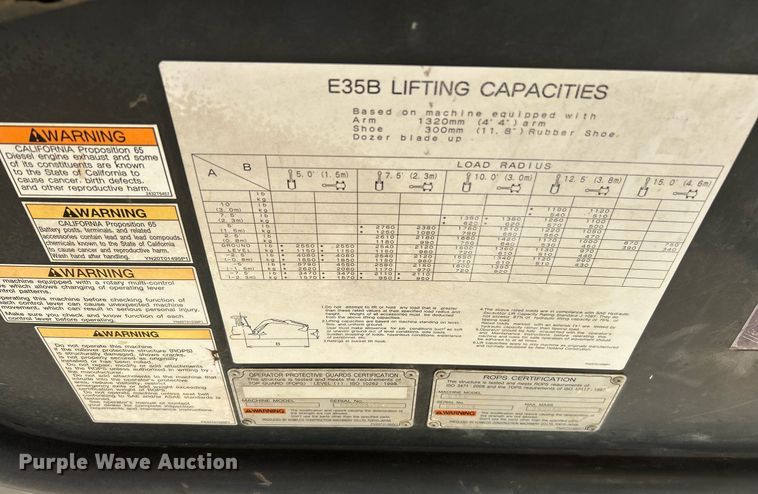 image for item EK2724 2013 New Holland E35B mini excavator