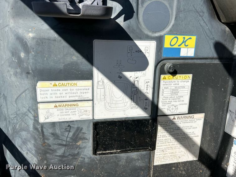 image for item EK2724 2013 New Holland E35B mini excavator