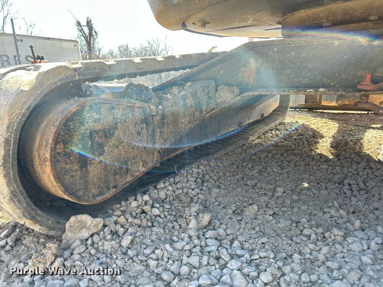 image for item EK2724 2013 New Holland E35B mini excavator