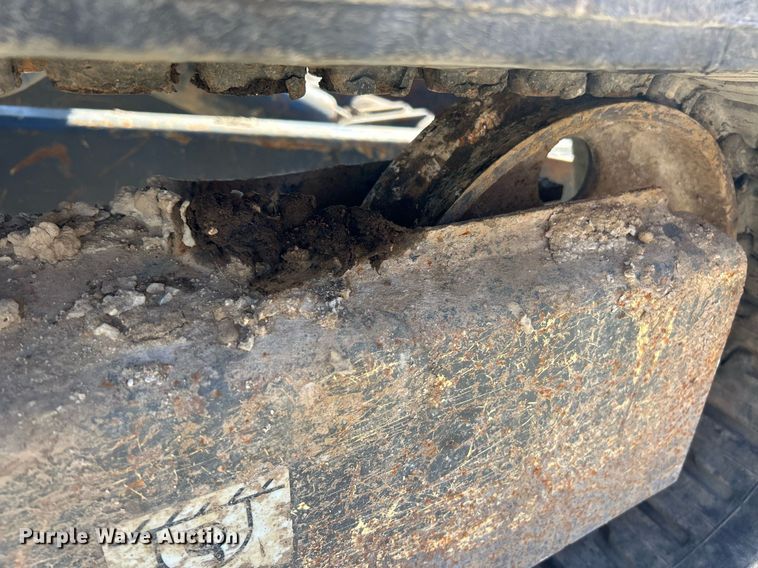 image for item EK2724 2013 New Holland E35B mini excavator