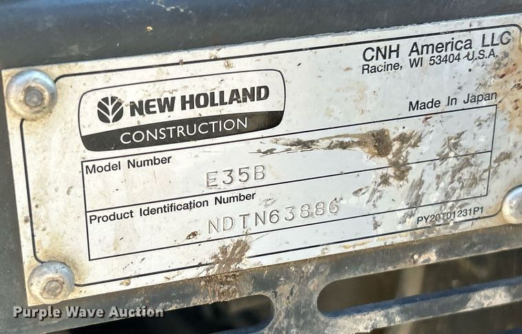 image for item EK2724 2013 New Holland E35B mini excavator