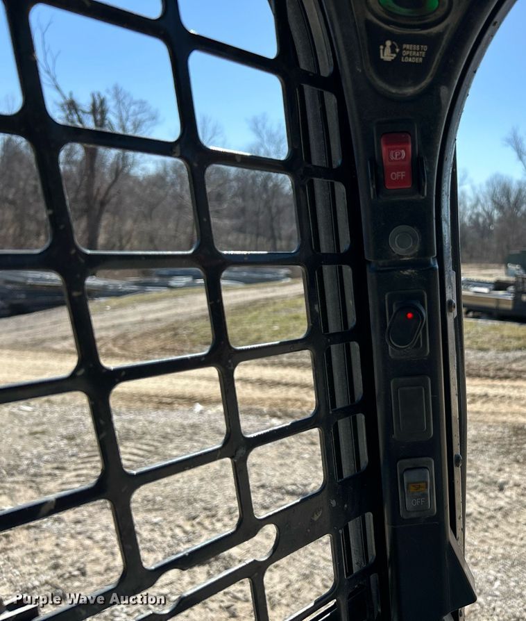 image for item EK2726 2012 Bobcat T630 tracked skid steer loader