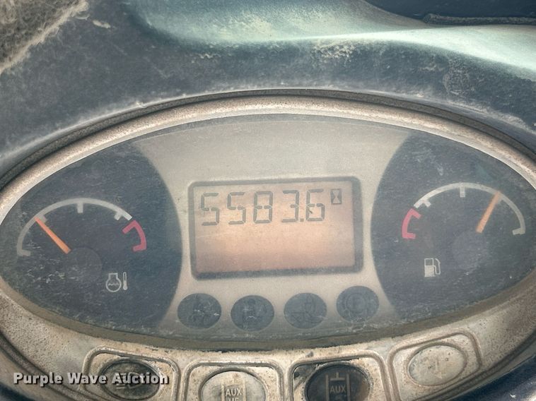 image for item EK2726 2012 Bobcat T630 tracked skid steer loader