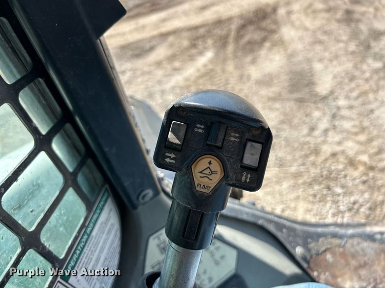 image for item EK2726 2012 Bobcat T630 tracked skid steer loader