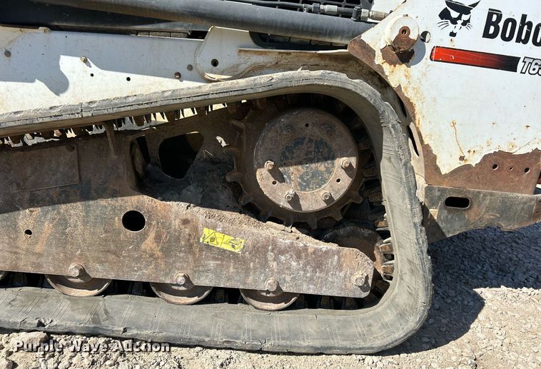 image for item EK2726 2012 Bobcat T630 tracked skid steer loader