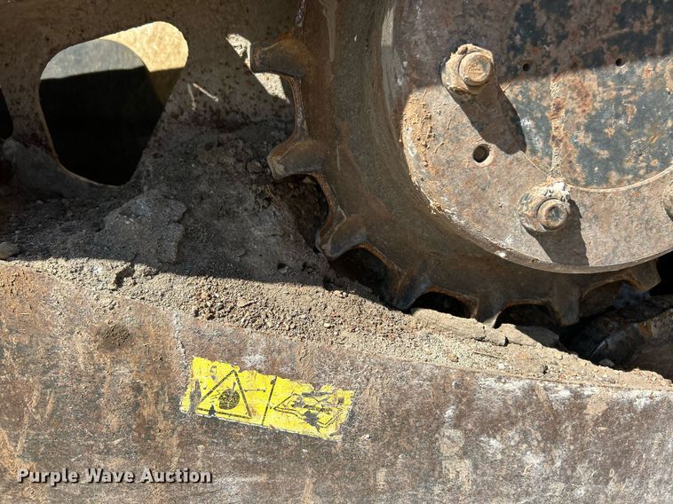 image for item EK2726 2012 Bobcat T630 tracked skid steer loader