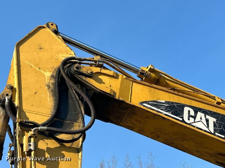 image for item EK2737 2003 Caterpillar 325C L excavator