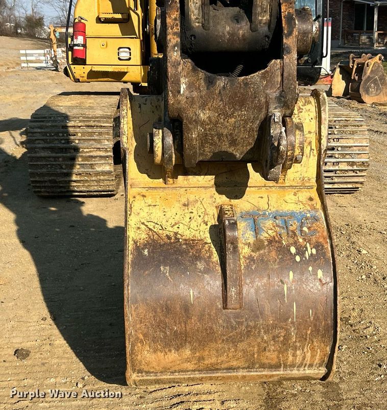 image for item EK2737 2003 Caterpillar 325C L excavator