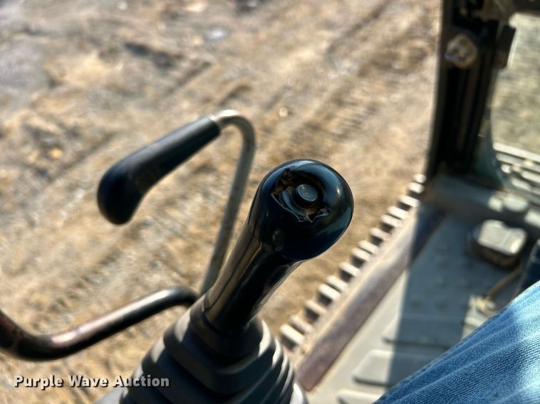 image for item EK2737 2003 Caterpillar 325C L excavator