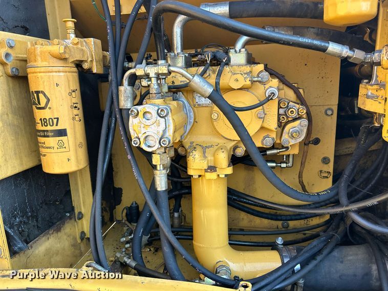 image for item EK2737 2003 Caterpillar 325C L excavator