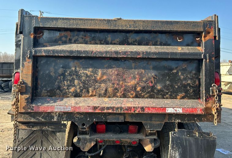 image for item EK2739 1999 Sterling L8511 dump truck