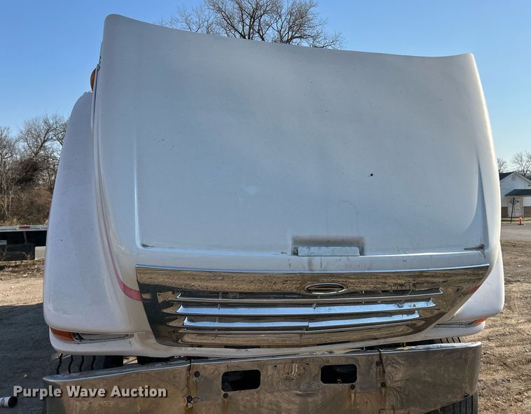 image for item EK2739 1999 Sterling L8511 dump truck