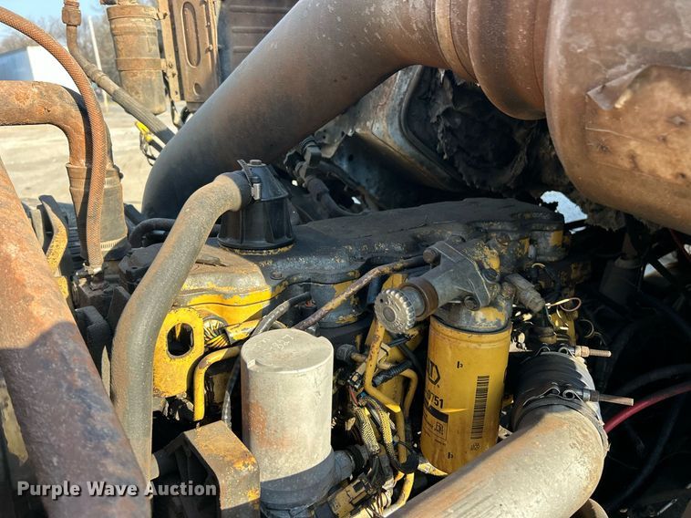 image for item EK2739 1999 Sterling L8511 dump truck