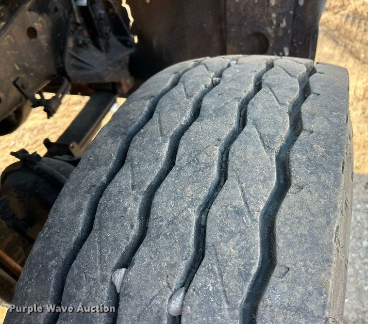 image for item EK2739 1999 Sterling L8511 dump truck