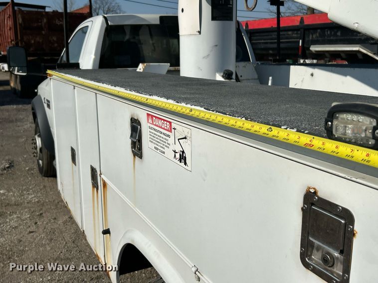 image for item EK2740 2012 Dodge Ram 5500 bucket truck