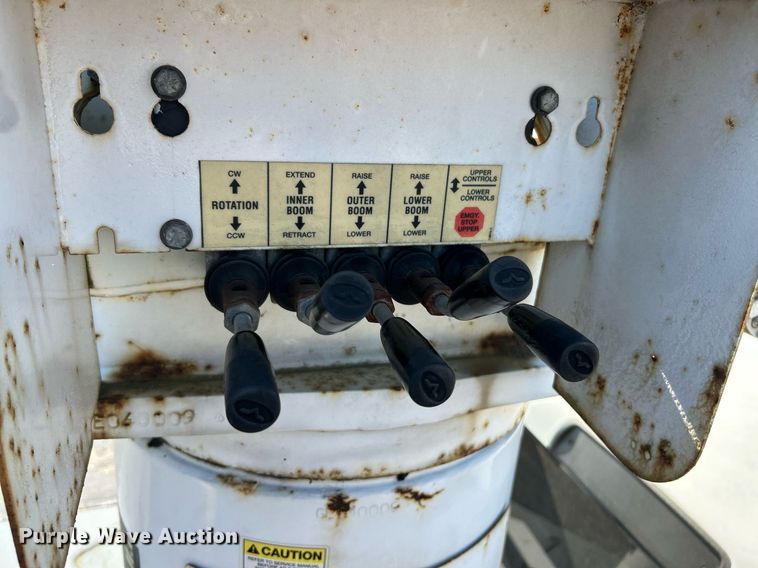 image for item EK2740 2012 Dodge Ram 5500 bucket truck