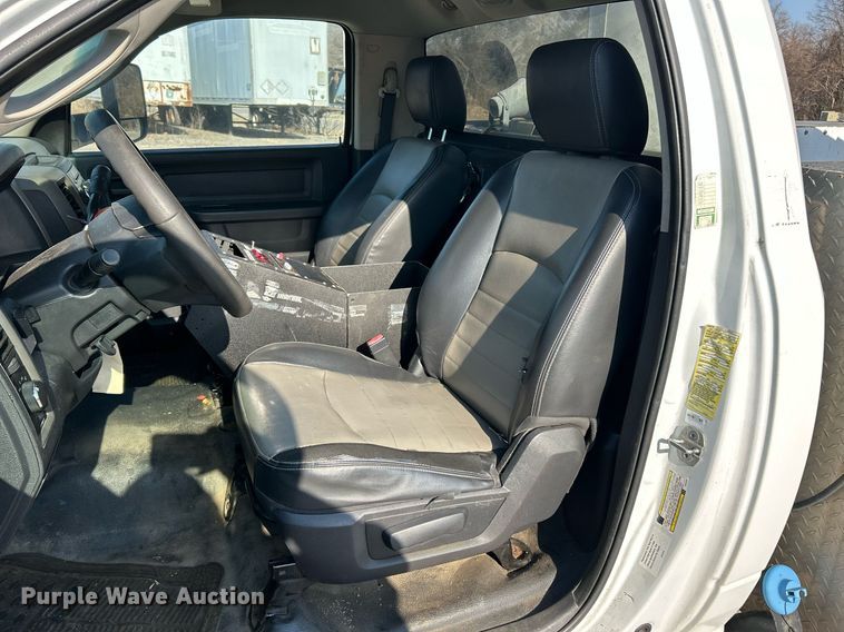 image for item EK2740 2012 Dodge Ram 5500 bucket truck