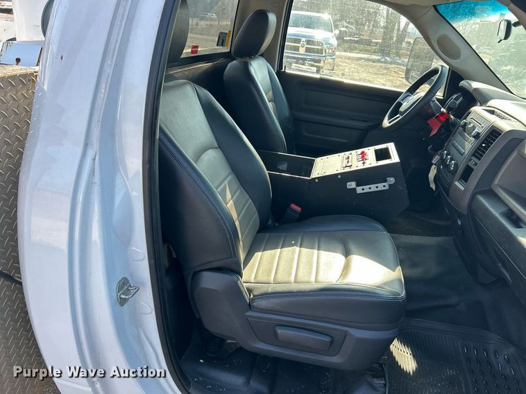 image for item EK2740 2012 Dodge Ram 5500 bucket truck