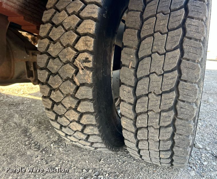 image for item EK2740 2012 Dodge Ram 5500 bucket truck