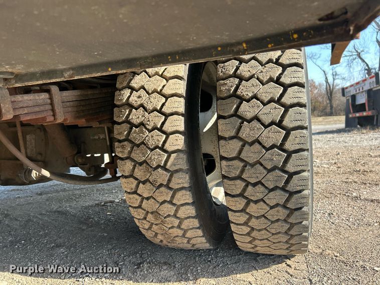 image for item EK2740 2012 Dodge Ram 5500 bucket truck