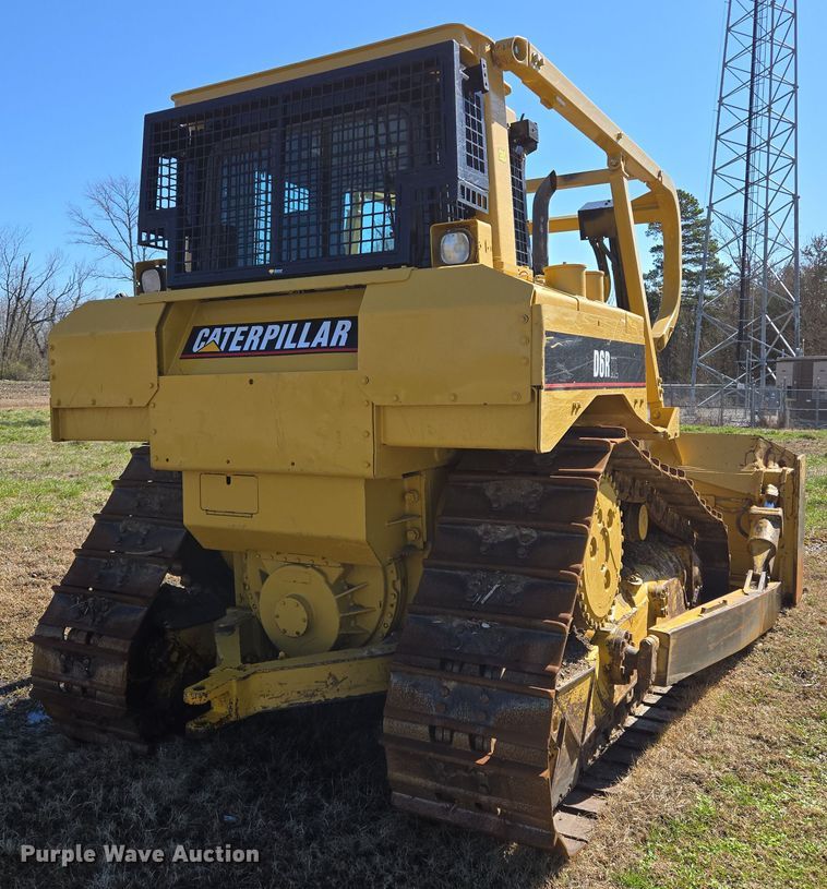 image for item EL5682 2006 Caterpillar D6R XL Series III dozer